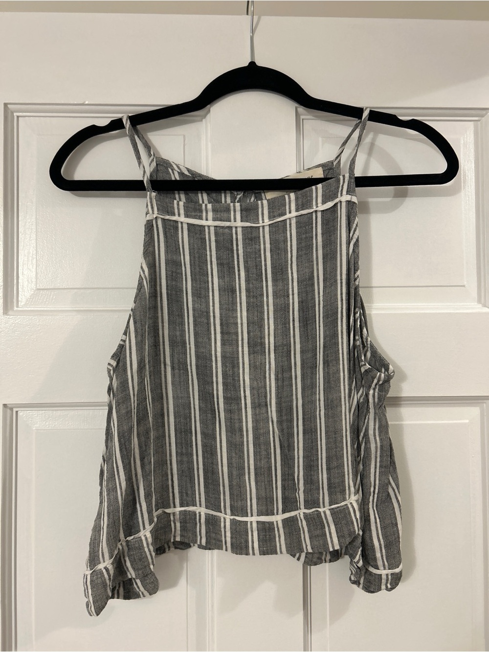 Cloth & Stone Grey Striped High-Neck Tank Top – Size M